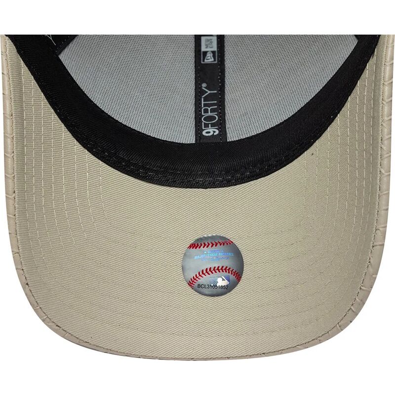 czapki-zakrzywiona-bezowy-tasma-regulowana-9forty-pu-weave-new-york-yankees-mlb-new-era czapki-zakrzywiona-bezowy-tasma-regulowana-9forty-pu-weave-new-york-yankees-mlb-new-era