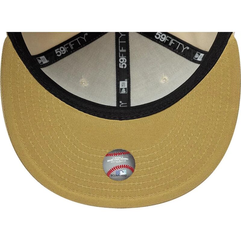 czapki-plaska-bezowy-dopasowany-59fifty-league-essential-new-york-yankees-mlb-new-era