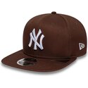 czapki-plaska-brazowy-snapback-9fifty-original-fit-league-essential-new-york-yankees-mlb-new-era