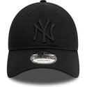 czarna-regulowana-czapka-z-zakrzywionym-daszkiem-z-czarnym-logo-9twenty-league-essential-new-york-yankees-mlb-new-era