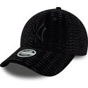 czapki-zakrzywiona-czarny-tasma-regulowana-9forty-velour-new-york-yankees-mlb-new-era