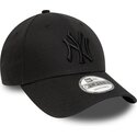 czarna-regulowana-czapka-z-zakrzywionym-daszkiem-z-czarnym-logo-9forty-league-essential-new-york-yankees-mlb-new-era