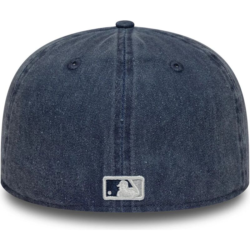 czapki-plaska-granatowy-dopasowany-59fifty-washed-new-york-yankees-mlb-new-era