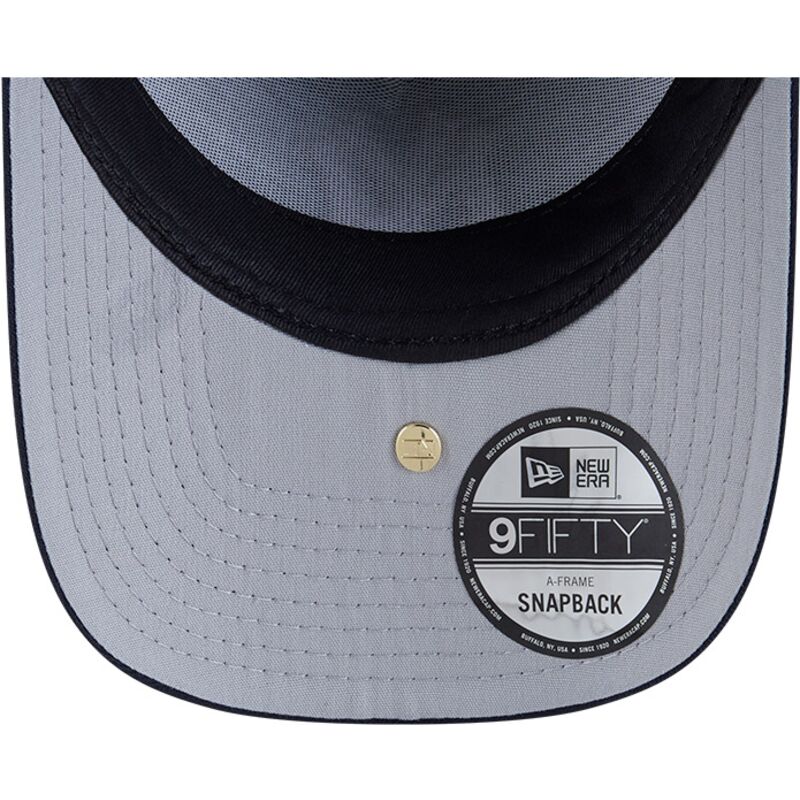 czapki-zakrzywiona-granatowy-snapback-9fifty-a-frame-precurved-visor-pin-new-york-yankees-mlb-new-era czapki-zakrzywiona-granatowy-snapback-9fifty-a-frame-precurved-visor-pin-new-york-yankees-mlb-new-era