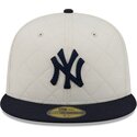 czapki-plaska-bialy-dopasowany-59fifty-checkered-new-york-yankees-mlb-new-era
