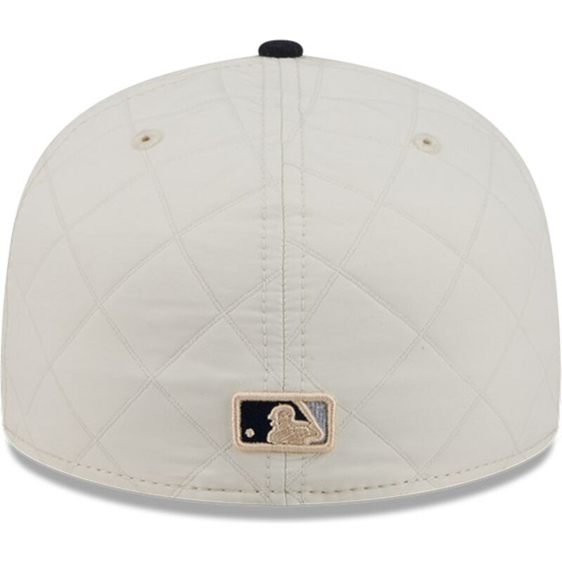 czapki-plaska-bialy-dopasowany-59fifty-checkered-new-york-yankees-mlb-new-era