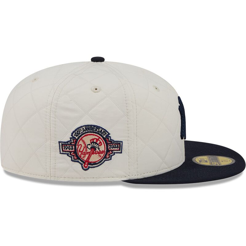 czapki-plaska-bialy-dopasowany-59fifty-checkered-new-york-yankees-mlb-new-era
