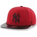 czapki-plana-czerwony-snapback-brillante-new-york-yankees-mlb-47-brand
