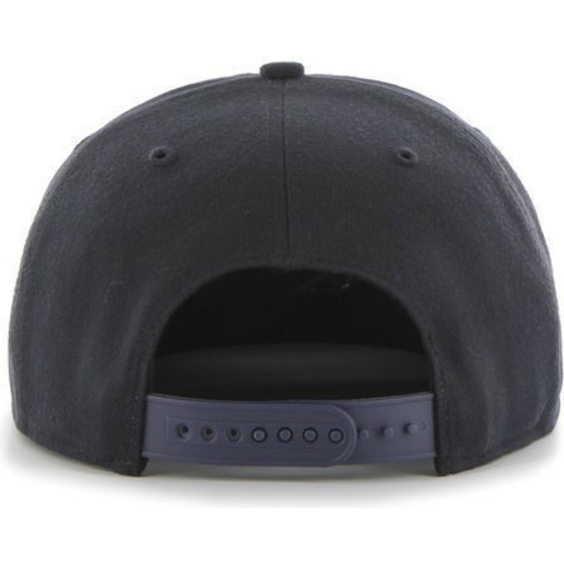 plaska-czapka-ciemnoniebieska-snapback-z-logo-boczny-mlb-atlanta-braves-47-brand