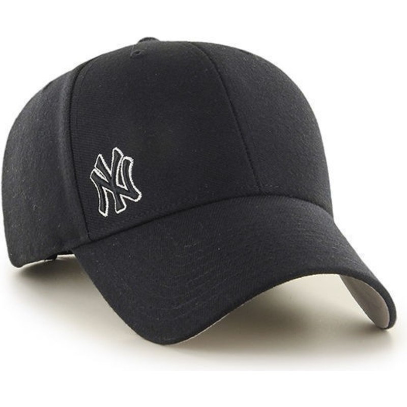 czapka-z-wygietym-daszkiem-czarna-gladki-z-malym-logo-mlb-new-york-yankees-47-brand